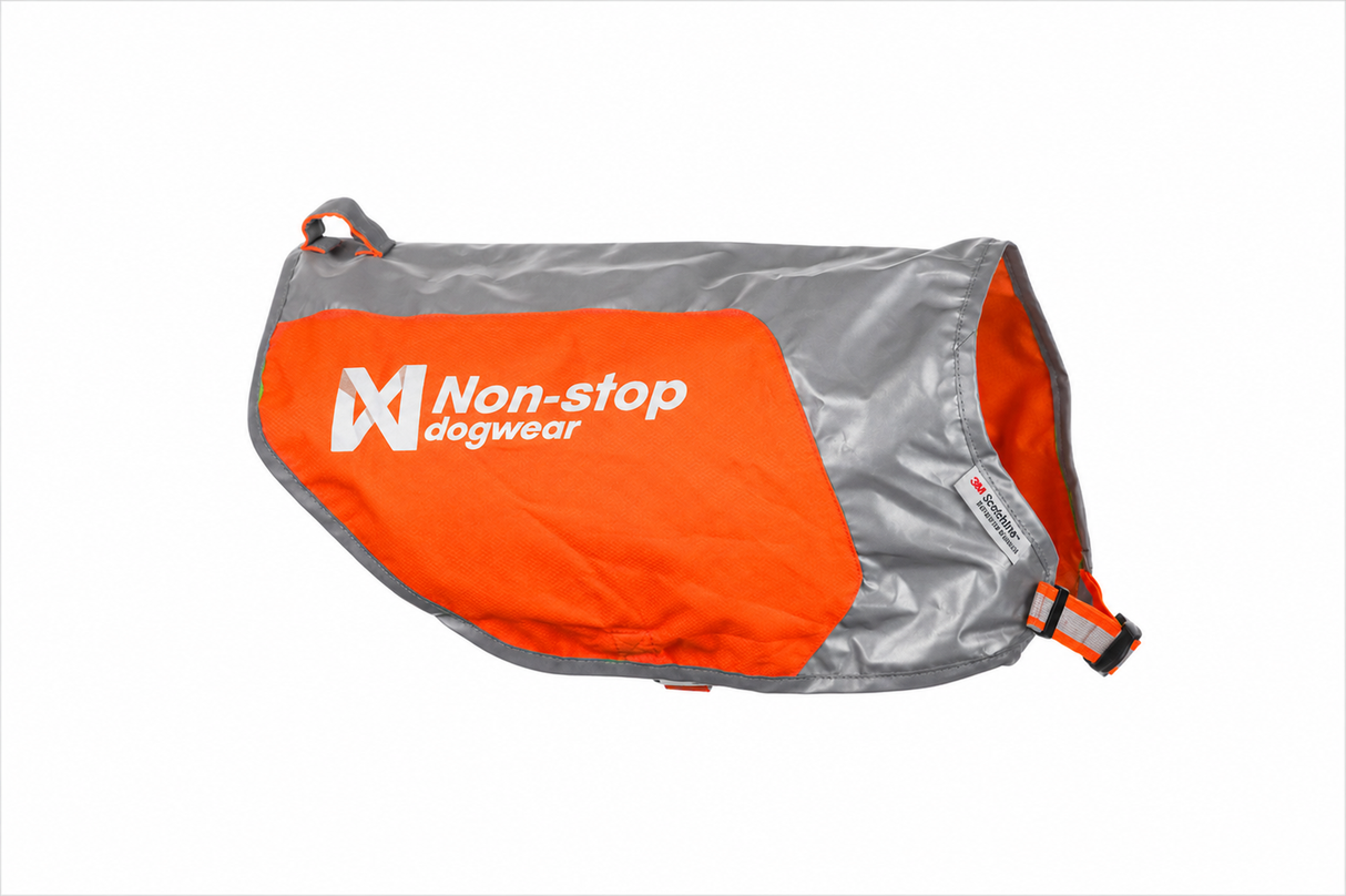Non-stop dogwear Reflection Blanket – refleksdækken der gør din hund synlig i mørket