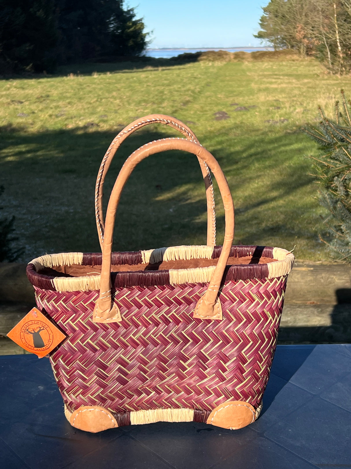 Håndlavede Madagascar-Kurvetaske – Perfekte til Opbevaring og Eventyr (XS)
