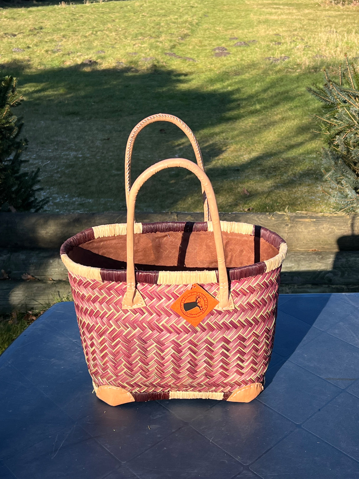 Håndlavede Madagascar-Kurvetaske – Perfekte til Opbevaring og Eventyr (M)