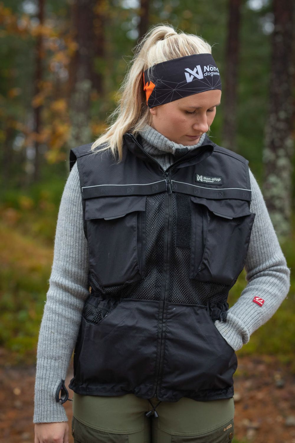 Non-stop Dogwear Dog Training Vest – Professionel træningsvest til aktive hundeførere