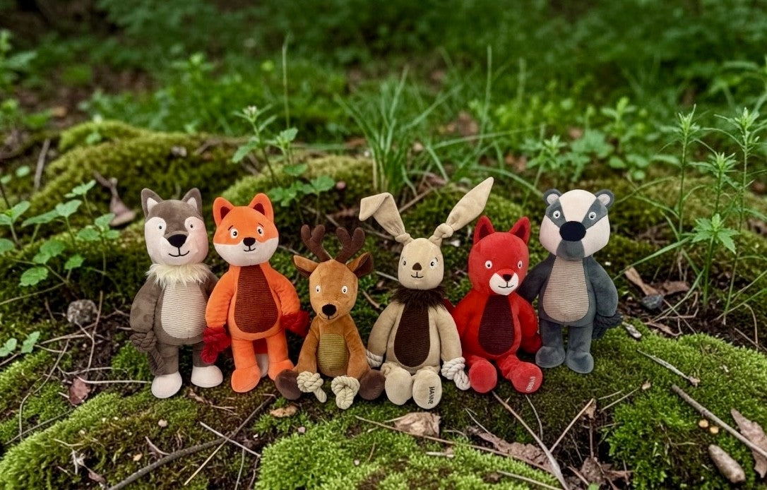 Danish Wildlife Hare Hanne – hundebamse med knitreører og elastiske ben